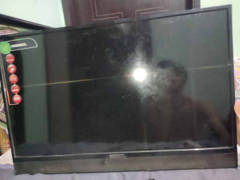 Nobel 32 inch LCD urgent sell 3