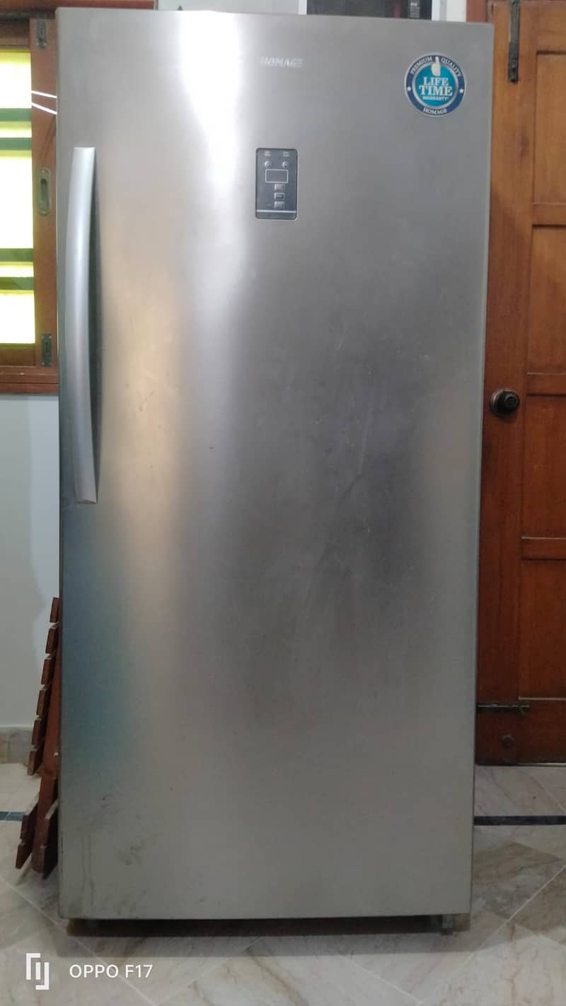 Homeage deepfreezer HCF 400v 2