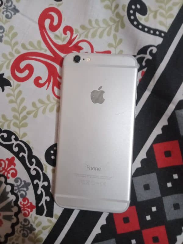 iphone 6 full new condition 10/10 all set no fault. . . exchange possible 1