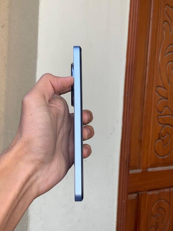 realme 12 5