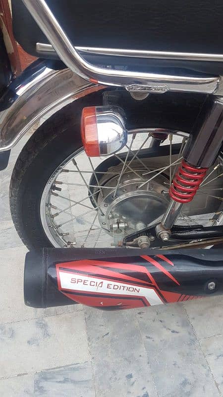 Honda 125 self start 4