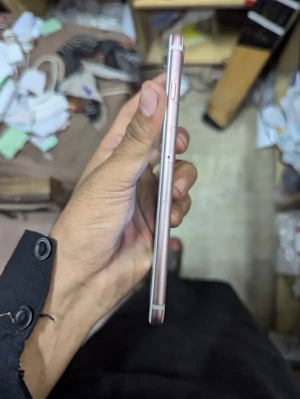 i phone 7 plus pta proved 128GB 2