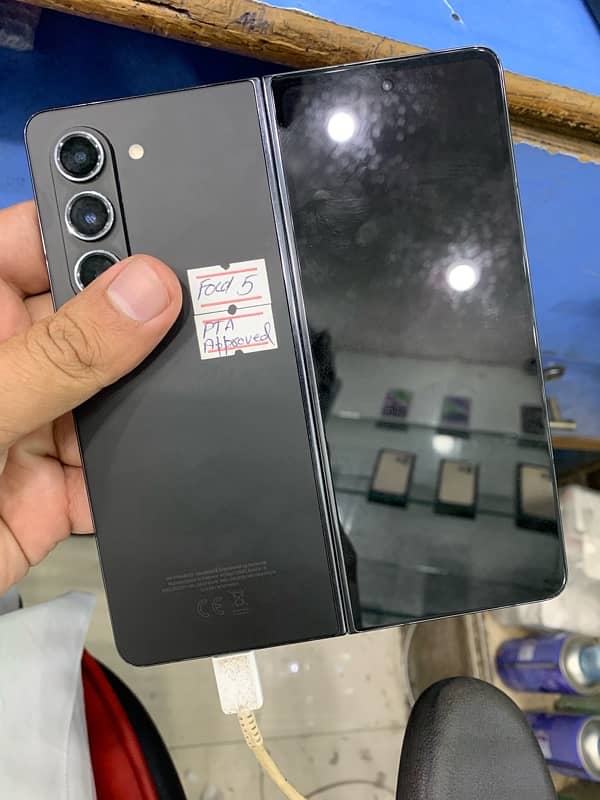 SAMSUNG GALAXY Fold 5 12/512gb official pta approved 1