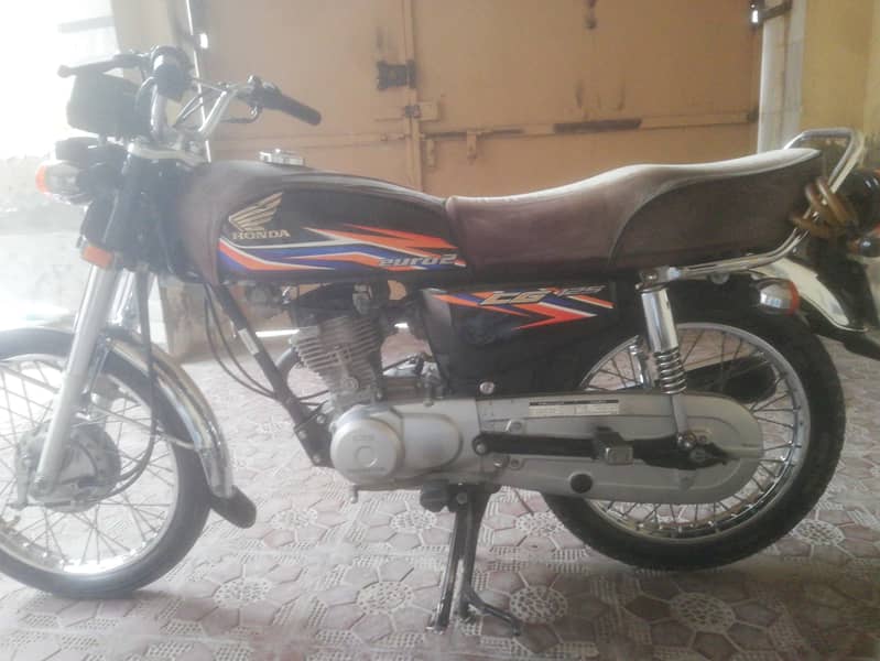 Honda CG 125 2018 4