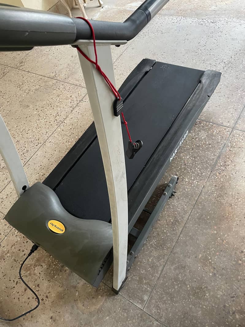 SportsArt Treadmill Model NAR 5080 3