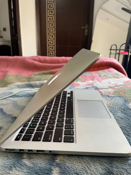 Condition 9/10 macbook pro 3