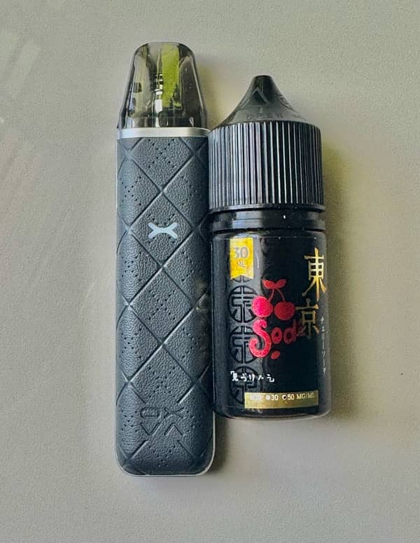 Oxva Vape New Condition with 50mg Juice 0