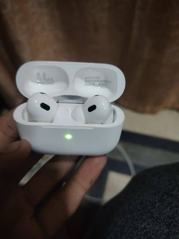 Earbuds 5