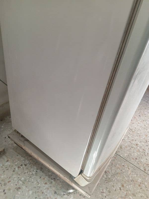 Dawlance Refrigerator Available 4