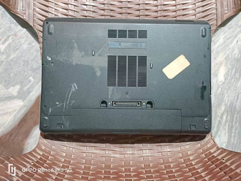 DELL LATITUDE E6440 9