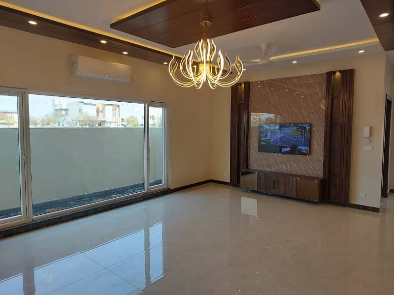 1 KANAL Brand New LUXURY House With ACs Installed Available For Sale In DHA Phase 7 , Lahore 5