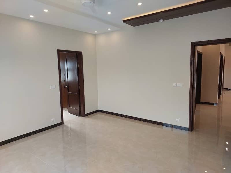 1 KANAL Brand New LUXURY House With ACs Installed Available For Sale In DHA Phase 7 , Lahore 12