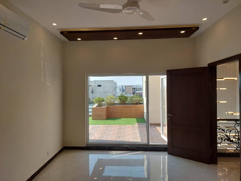 1 KANAL Brand New LUXURY House With ACs Installed Available For Sale In DHA Phase 7 , Lahore 16