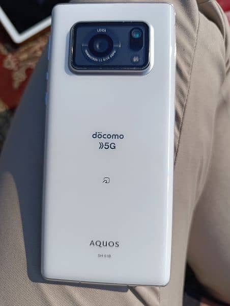 Sharp Aquos R6 5G 10/10 PTA Approved 1