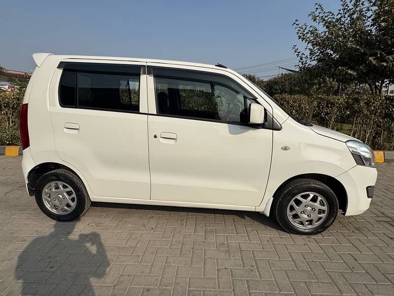 Suzuki Wagon R 2022 1