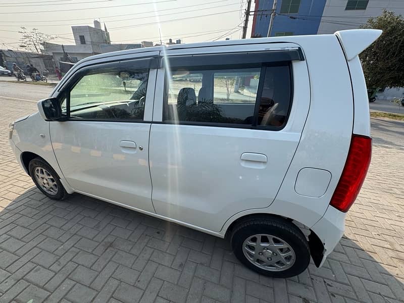 Suzuki Wagon R 2022 3