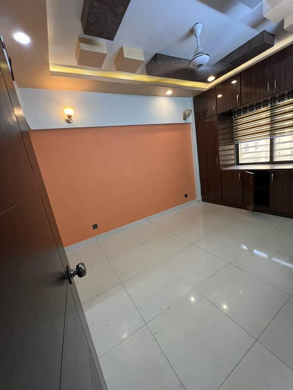 Leased 3 Bed DD Luxurious Apartment For Sale City Tower And Shopping Mall 7