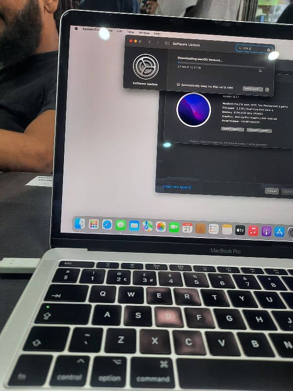 Apple Macbook pro 2017 6