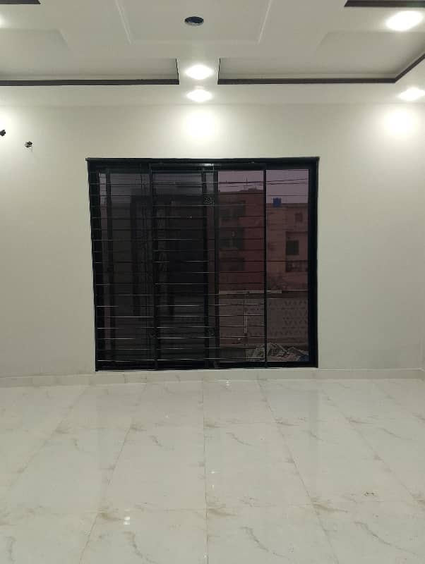 10 Marla New House On 60 Feet Road ( Corner + Facing Park ) In Gulshan e Lahore Society 36