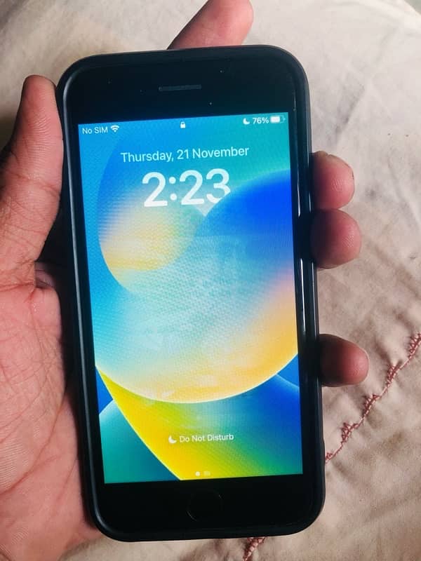 IPHONE 8 64 GB Factory unlocked Geniun set whatapp 03007464143 6