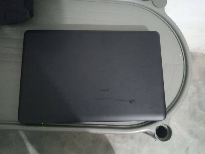 Laptop for sale, Intel(R) 3