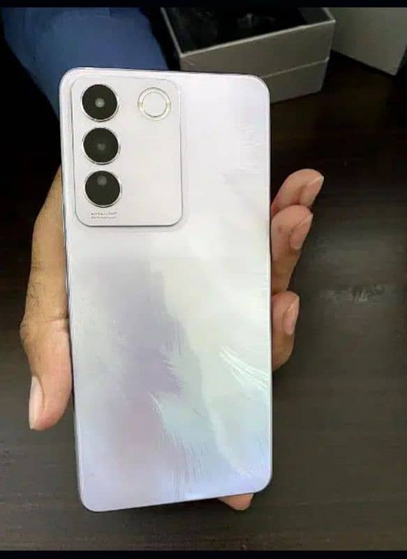 vivo v27e 8GB+8GB 256GB ram full box 10 by 10 0