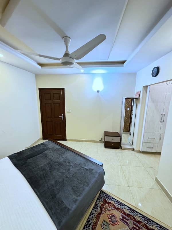 E11 3 bedroom lavish furnished apartment available on rent for perday and weekly basis 21