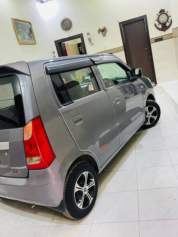 Suzuki Wagon R 2019 3