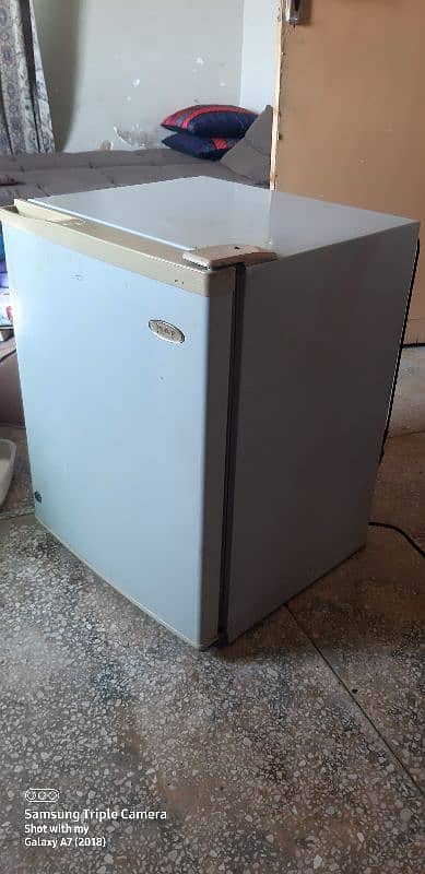 HAIER REFRIGERATOR 2