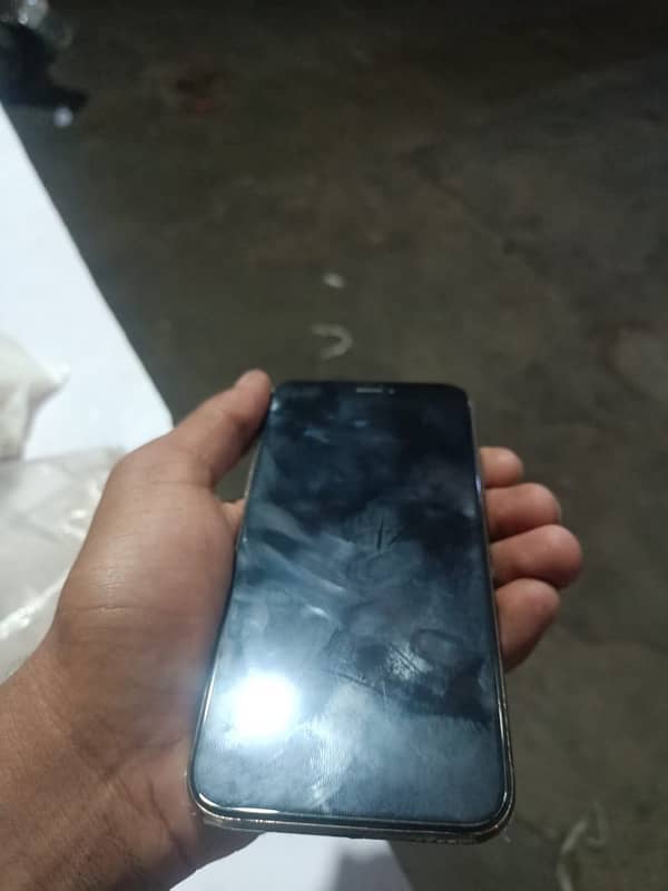 urgent need iphone xs 256gb nonpta 5