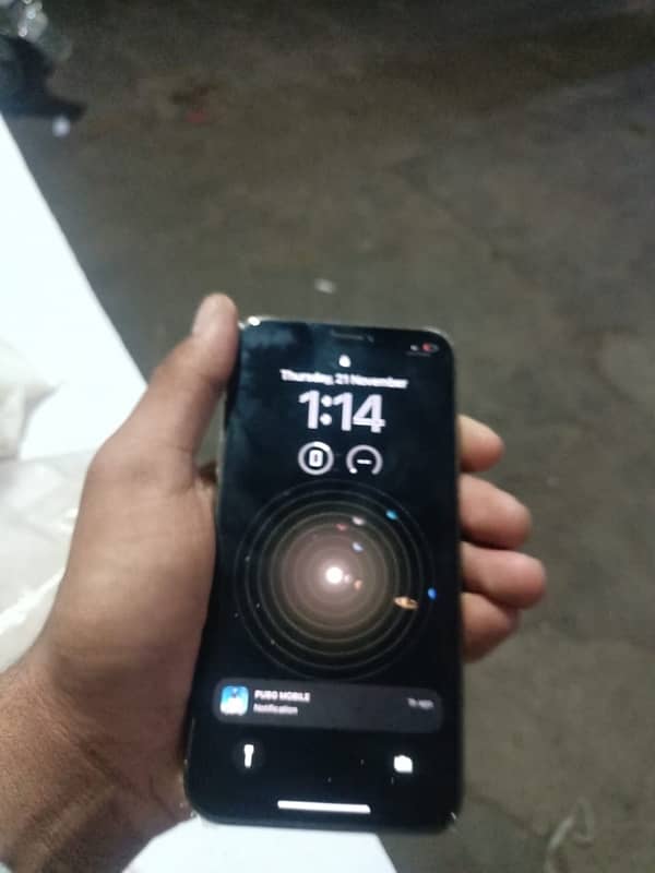 urgent need iphone xs 256gb nonpta 7