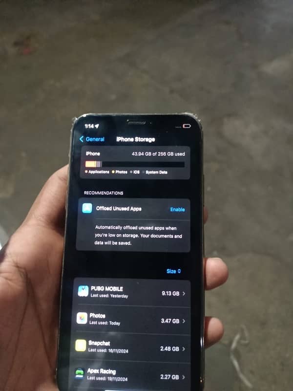 urgent need iphone xs 256gb nonpta 8