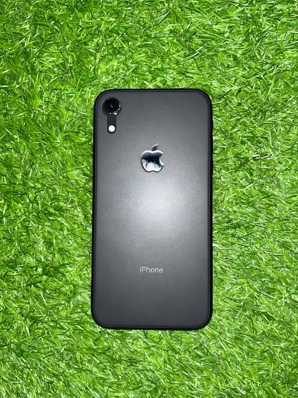 iphone xr 1