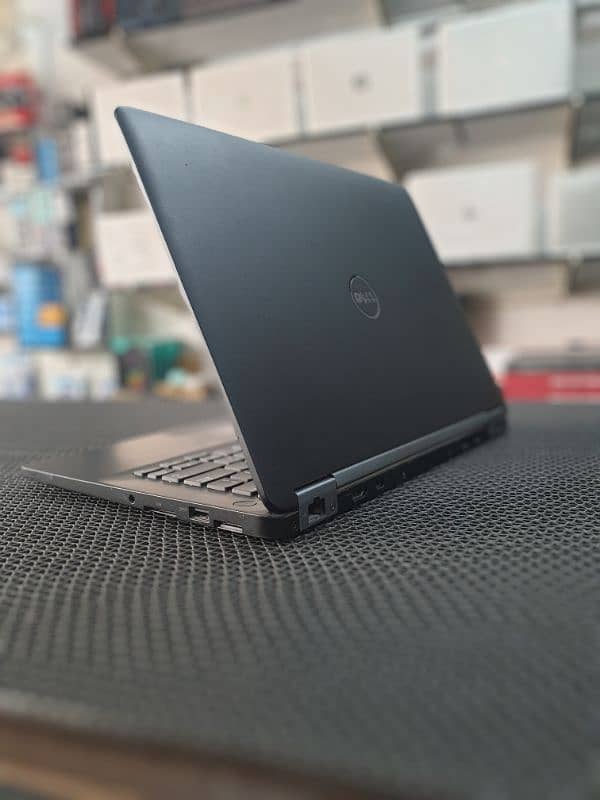 Dell Latitude E7270 8/256 1