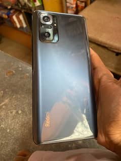 redmi note 10 pro 10/8 condition with box and charger