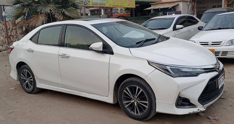 Toyota Altis Grande 2018 1