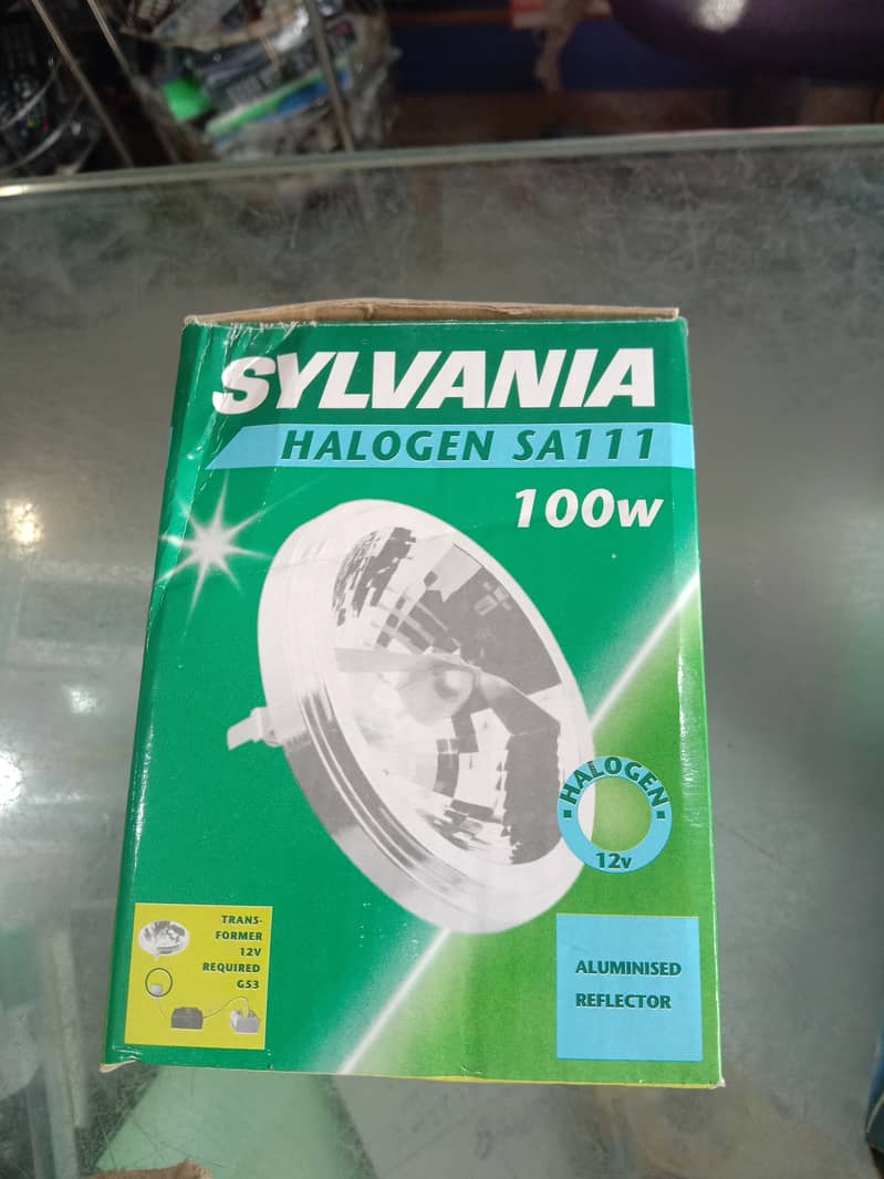 Sylvania Halogen SA111 100 bulb 2