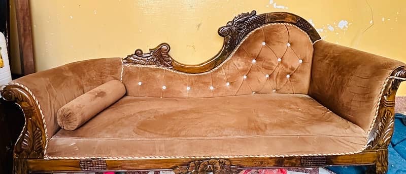 Dewan Sofa 0