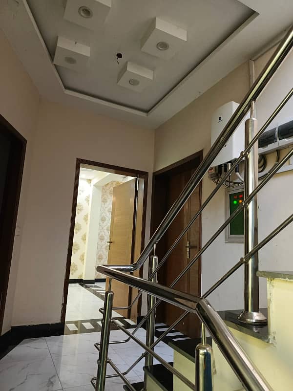 10 Marla Luxury Upper Portion Available For Rent in Bahria Town Sector C Lahore 10