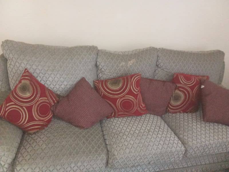 5 seater sofa 0