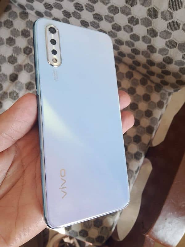 Vivo S1 Best and Original Condition Original set no Copies 1