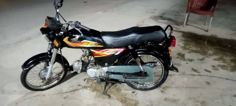 fit star ki bike ha interested buyers contact 03324846757 3