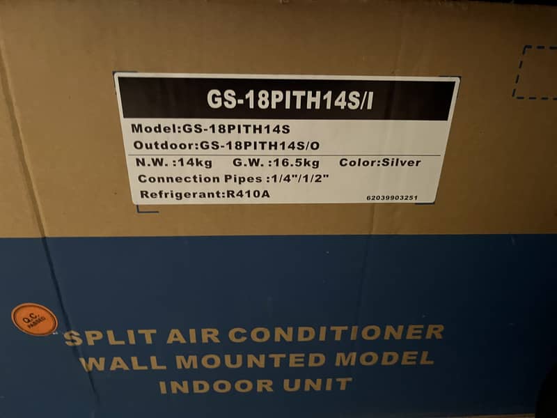 Almost Brand new  Gree split inverter 0