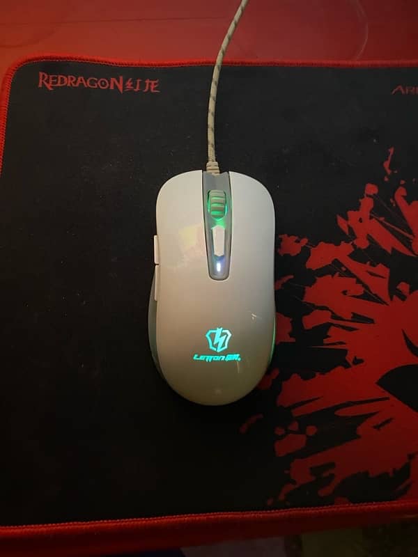 letton 5600dpi mouse. 1