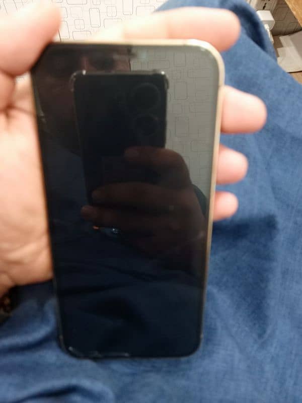 IPhone 12 pro mix 90 buttery health 128 GB  10/10 condition  toch dmge 5