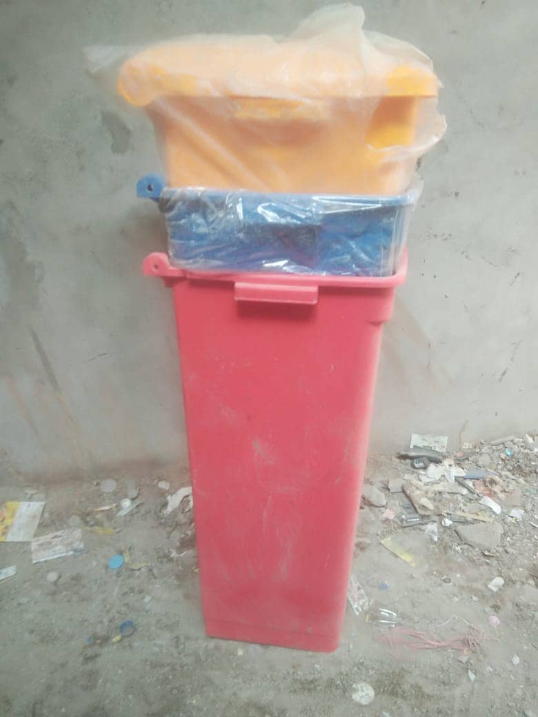 Garbage Bin/ Dustbin/ 0