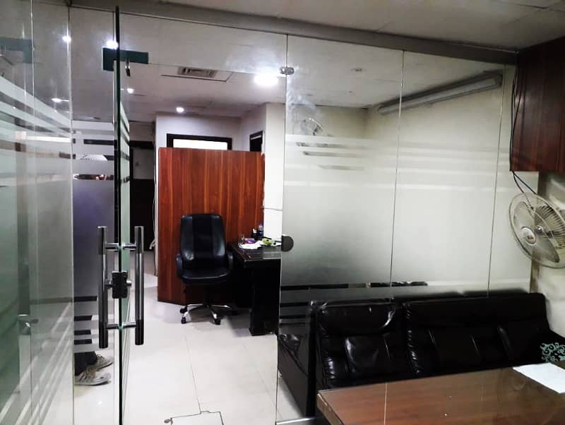 Best Chance Of 850 Square Feet Fully Furnished Office Already Rented 85000 Monthly Urgent Sale Gulberg Lahore 1