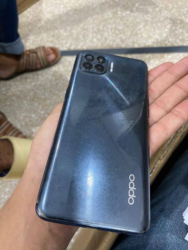 oppo F17 pro 0