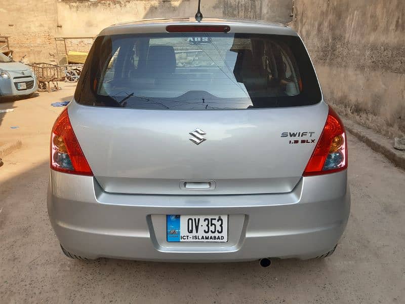 Suzuki Swift 2010 3