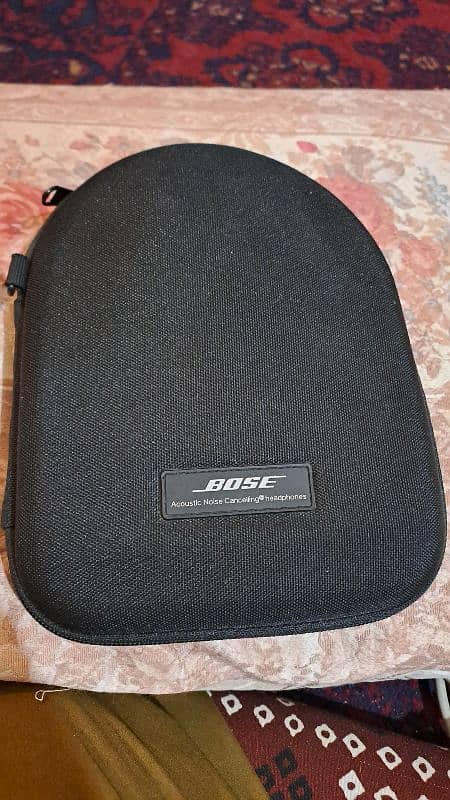 bose qc15 noise cancelling headphones 0